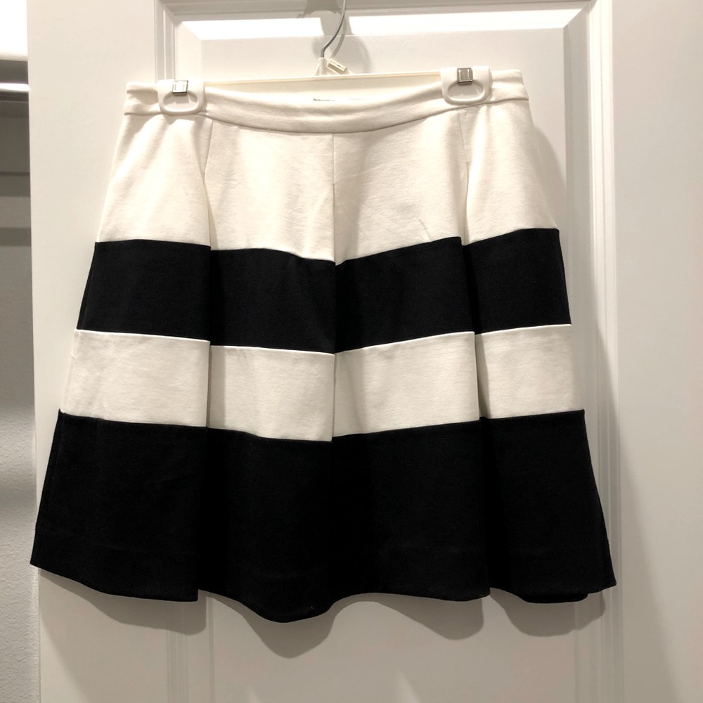 Flowy skirt